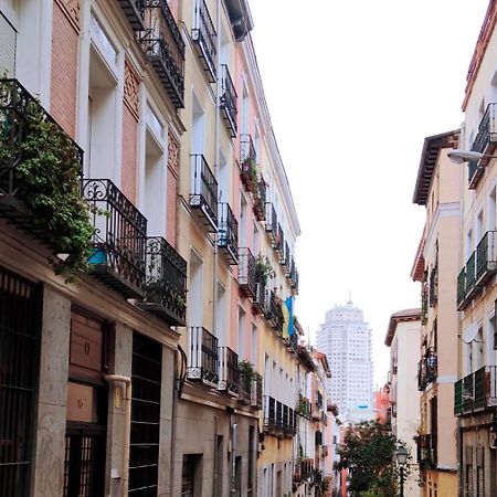 Corrala Con Estilo En Malasana Madrid Exterior foto
